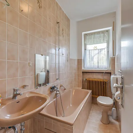 Apartment Nature Escape In