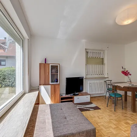 Apartment Nature Escape In *